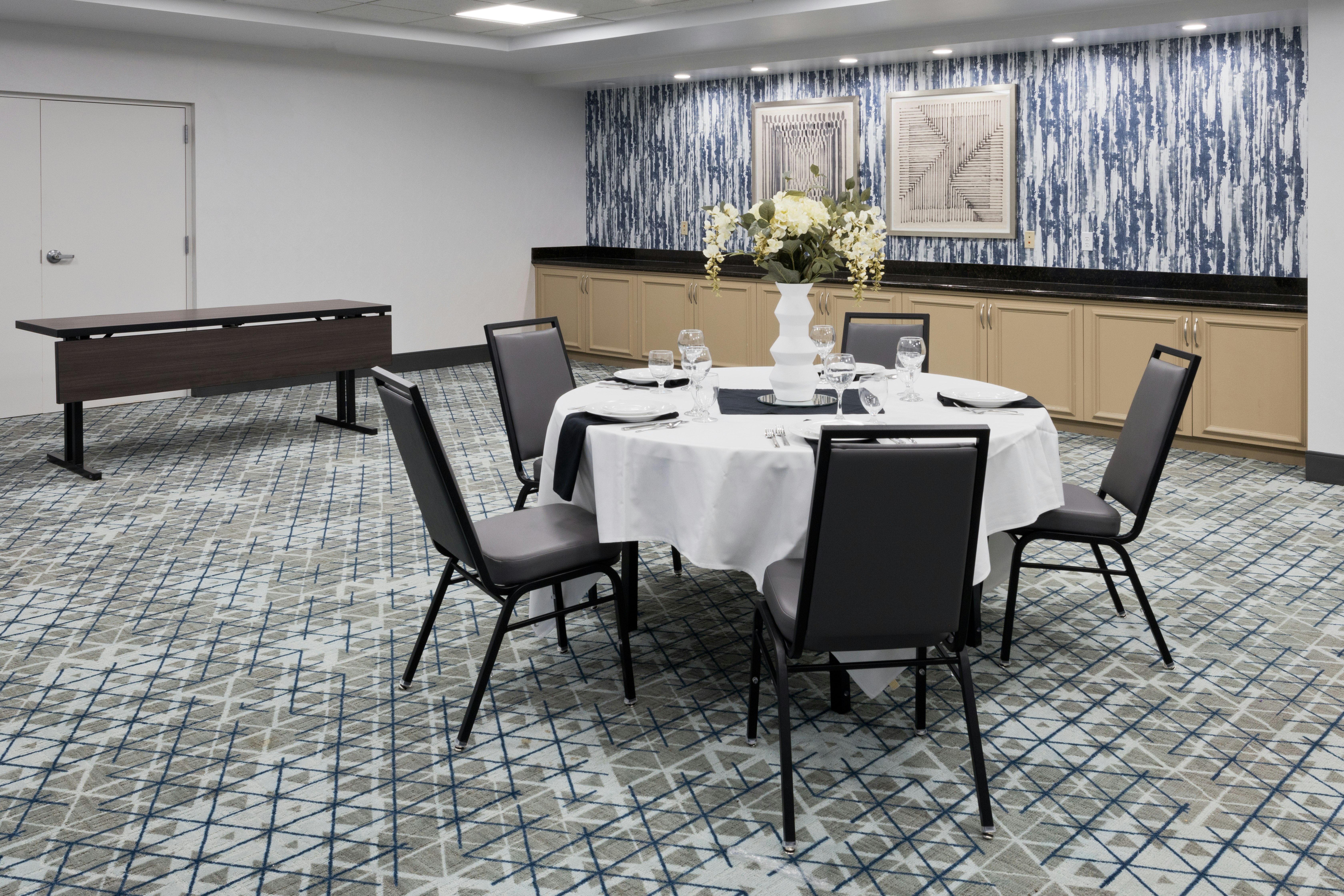 Hilton Garden Inn Birmingham Se/Liberty Park 22/34