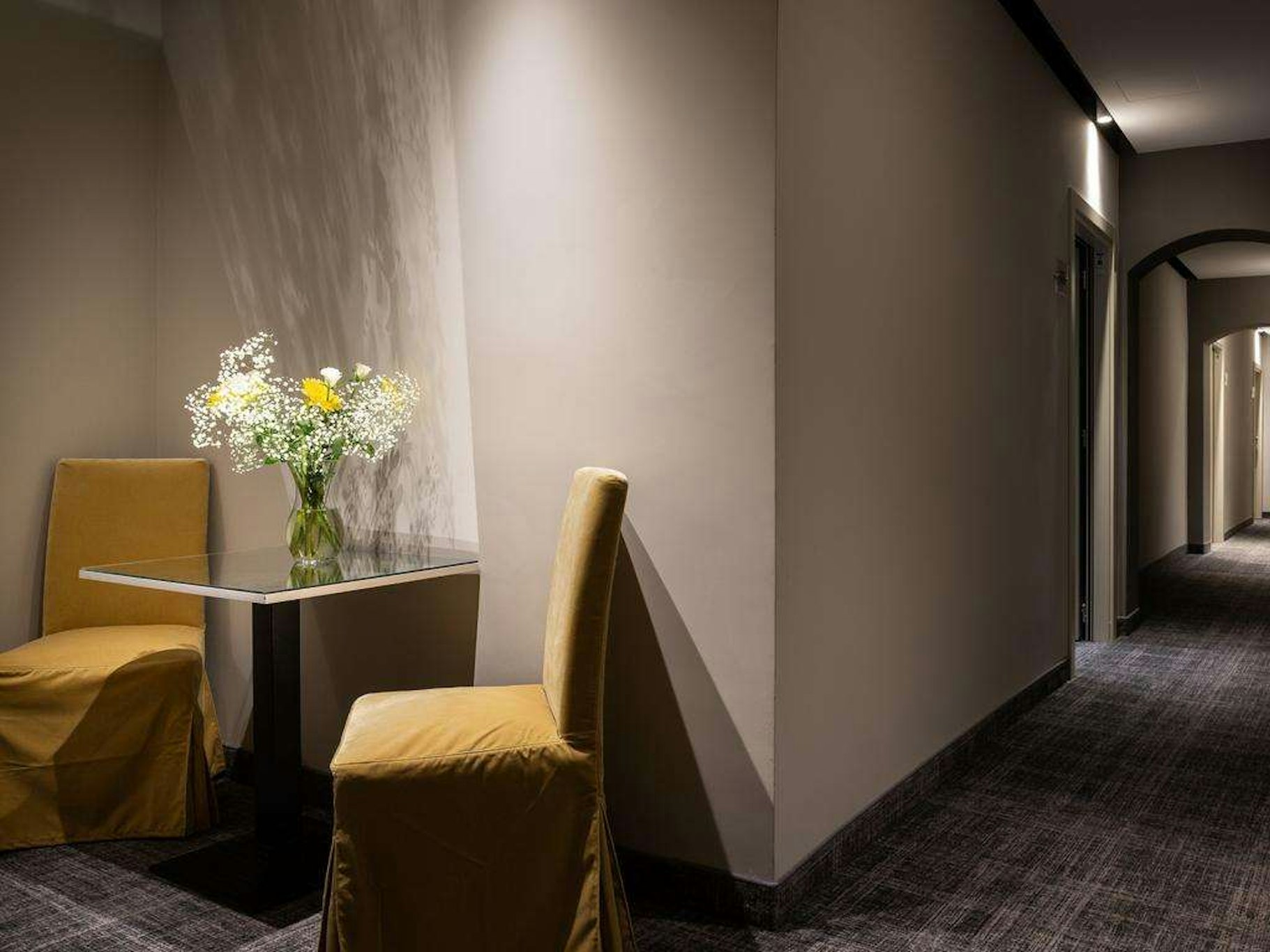 Hnn Luxury Suites 39/50