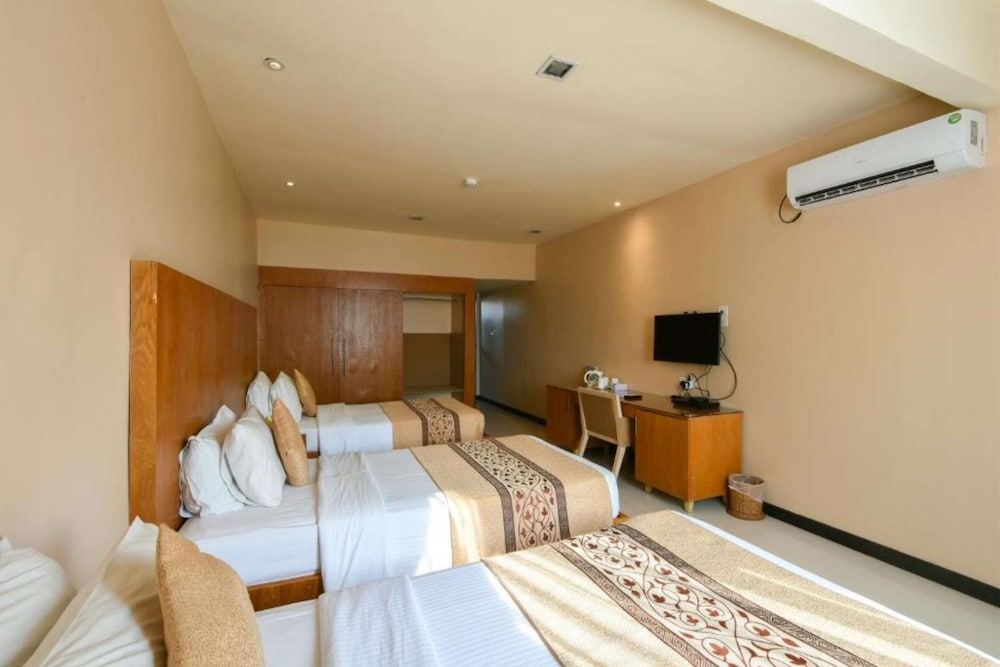 Berjaya Hotel Colombo 8/48