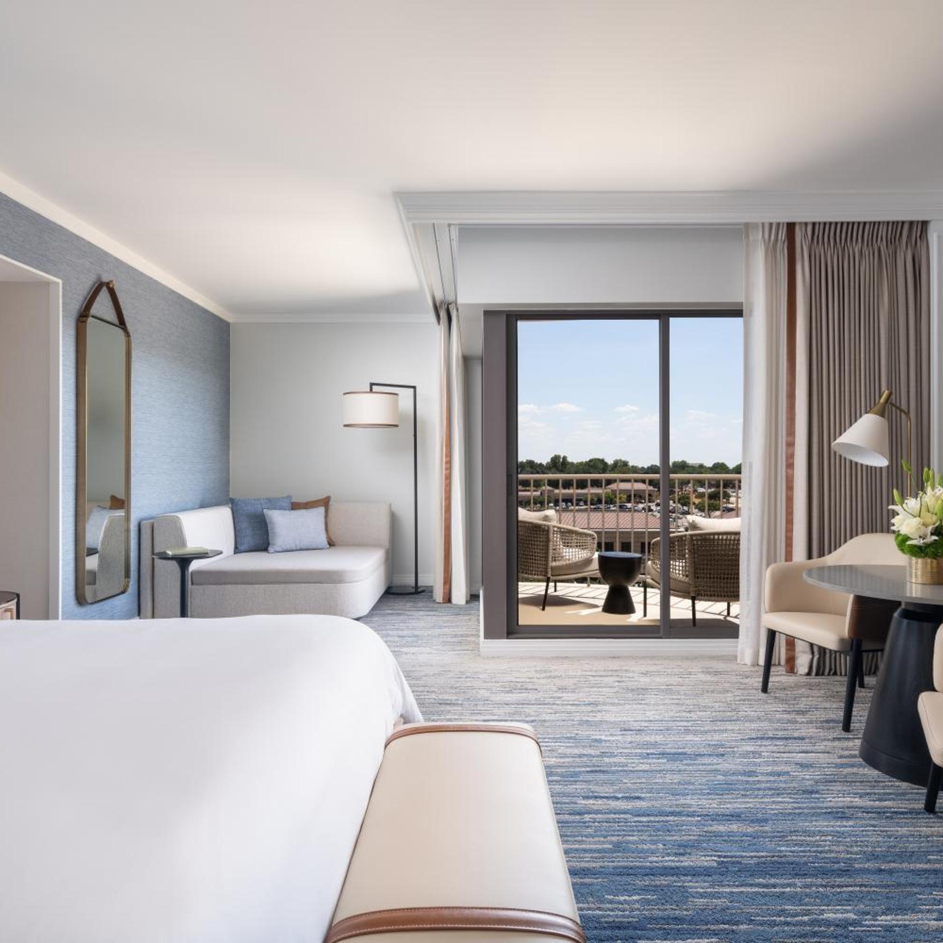 Guest Room, King Bed, Club Lounge Access, Club Tower, Corner
