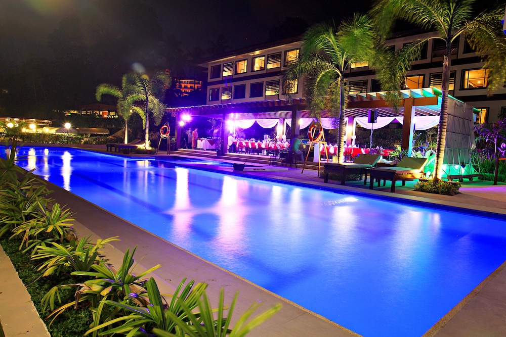 Hotel Tropika 4/49