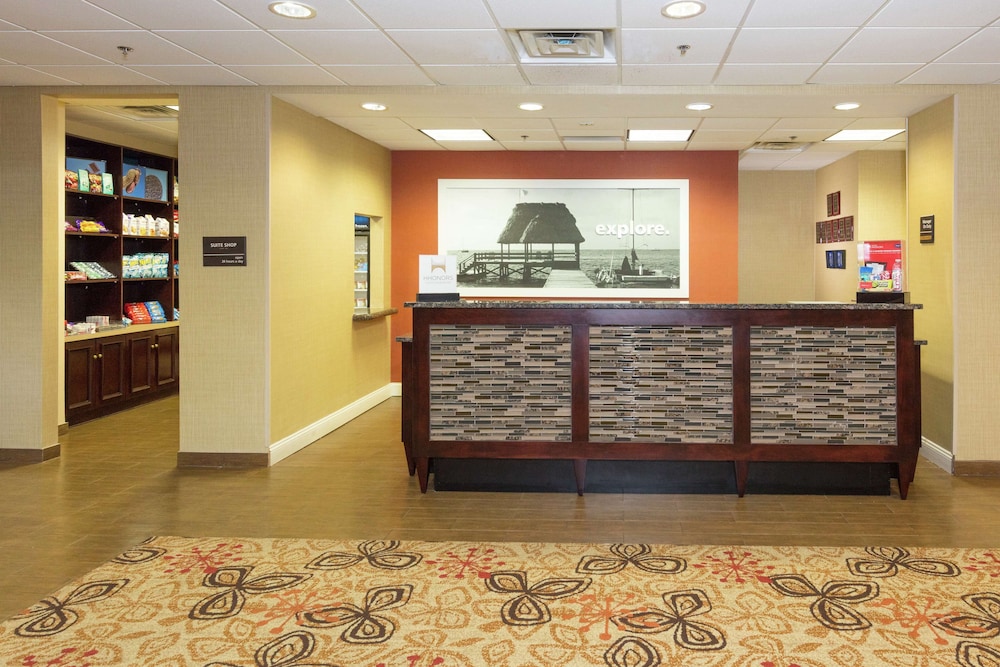 Hampton Inn And Suites Jacksonville Airport 7/42
