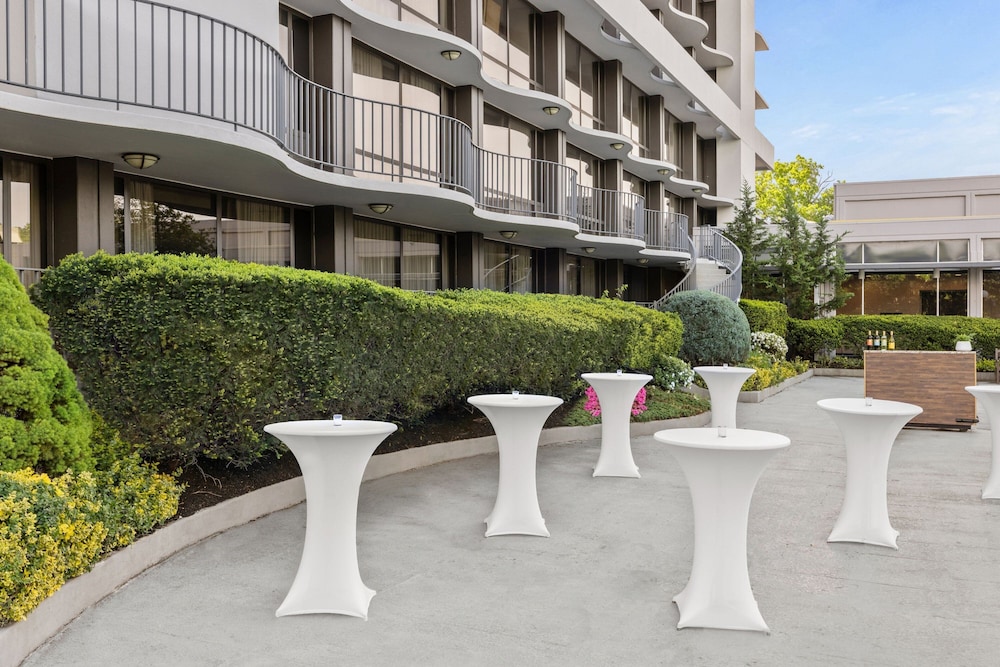 Saddle Brook Marriott 42/50