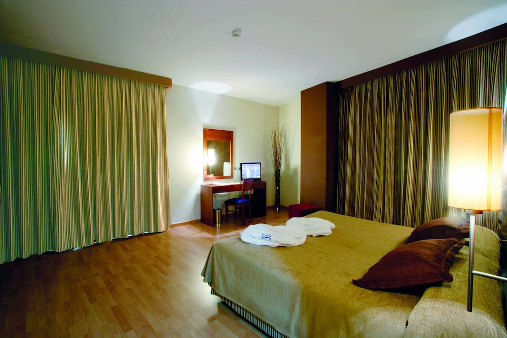 Hotel Bs Capitulaciones 9/28