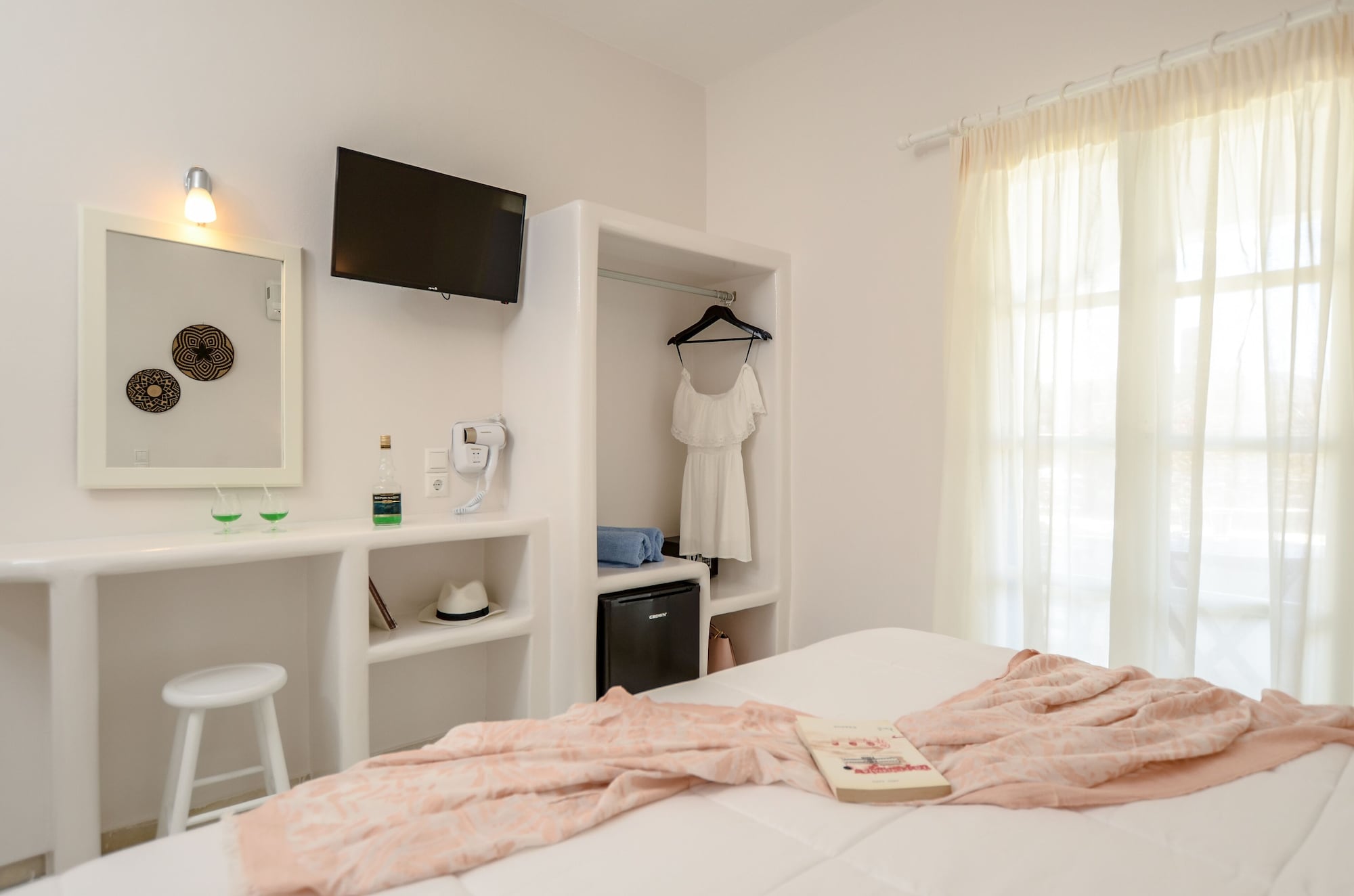 جناح جونيور بسرير كوين بإطلالة على الحديقة، Golden Sand Naxos 6/10