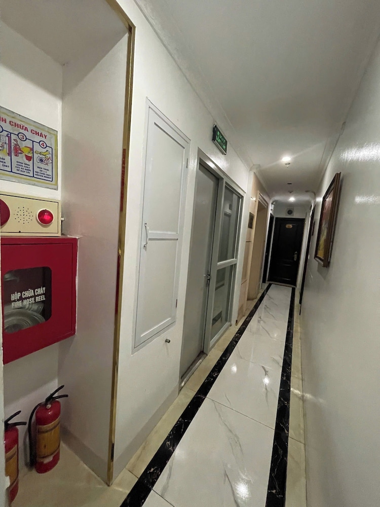 Nam Cuong X Hotel 30/50