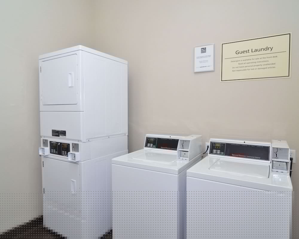 Quality Inn & Suites Kenedy - Karnes City 20/32