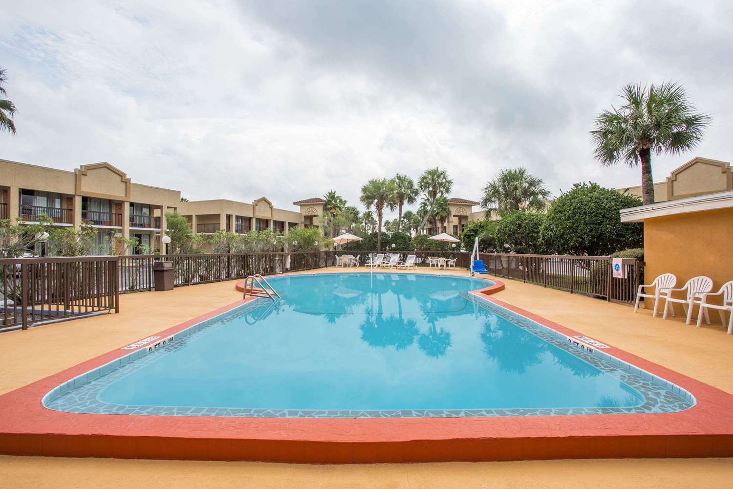Howard Johnson St Augustine I 95 27/37