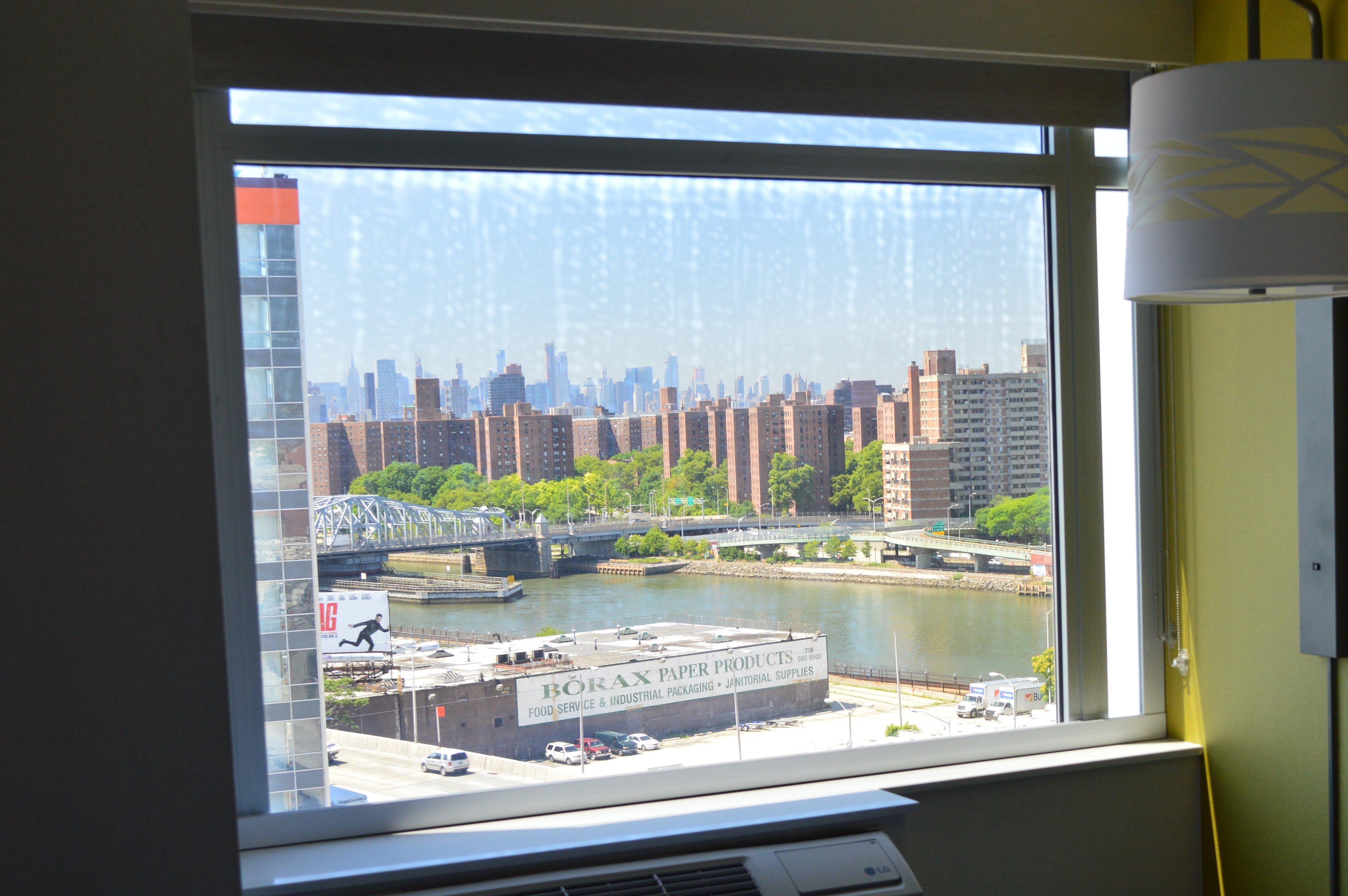 Holiday Inn Express Bronx Nyc - Stadium Area, an IHG Hotel 10/40