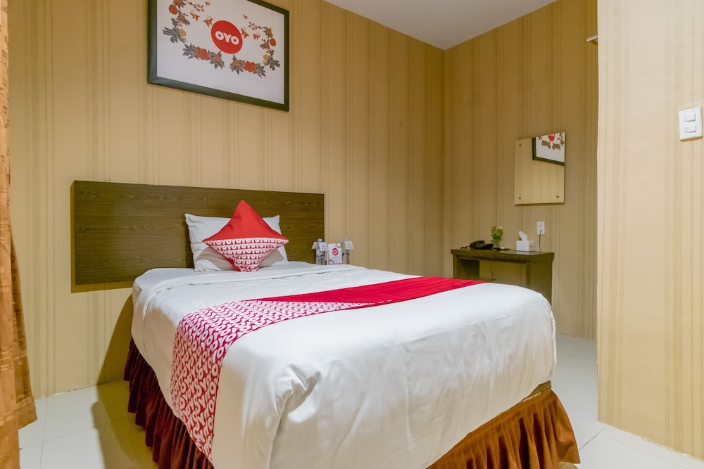 Hotel O Medan Near Gajah Mada formerly Hotel Labuhan Raya 53/61