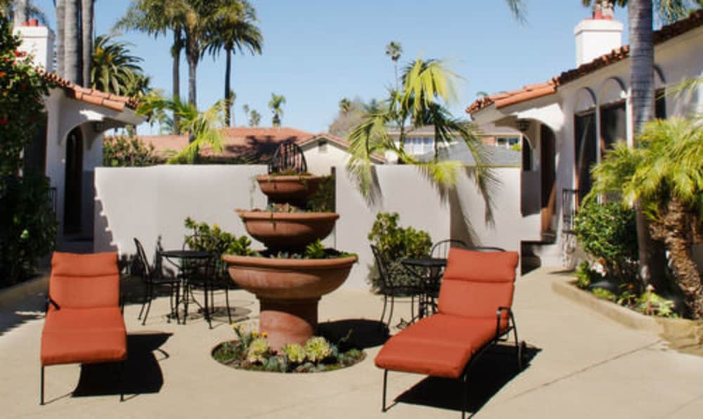Casa Del Mar Inn 28/31