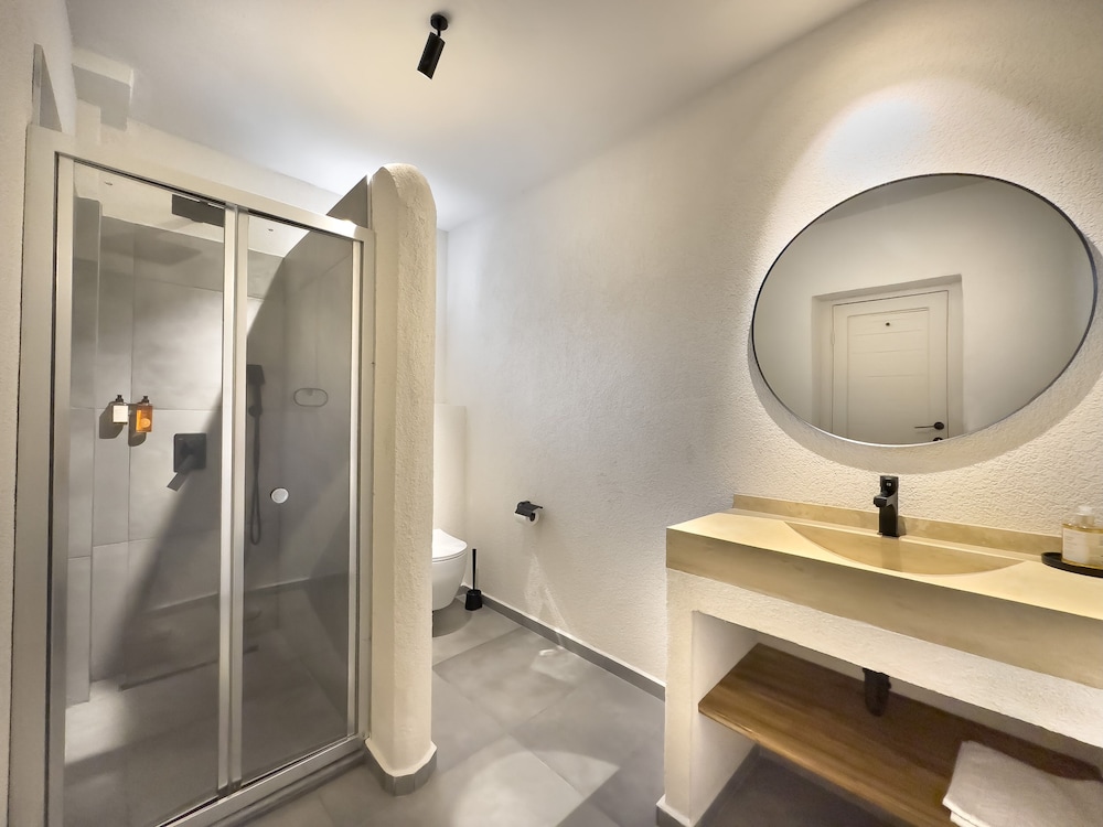 Agustos Hotel Alacati 50/50