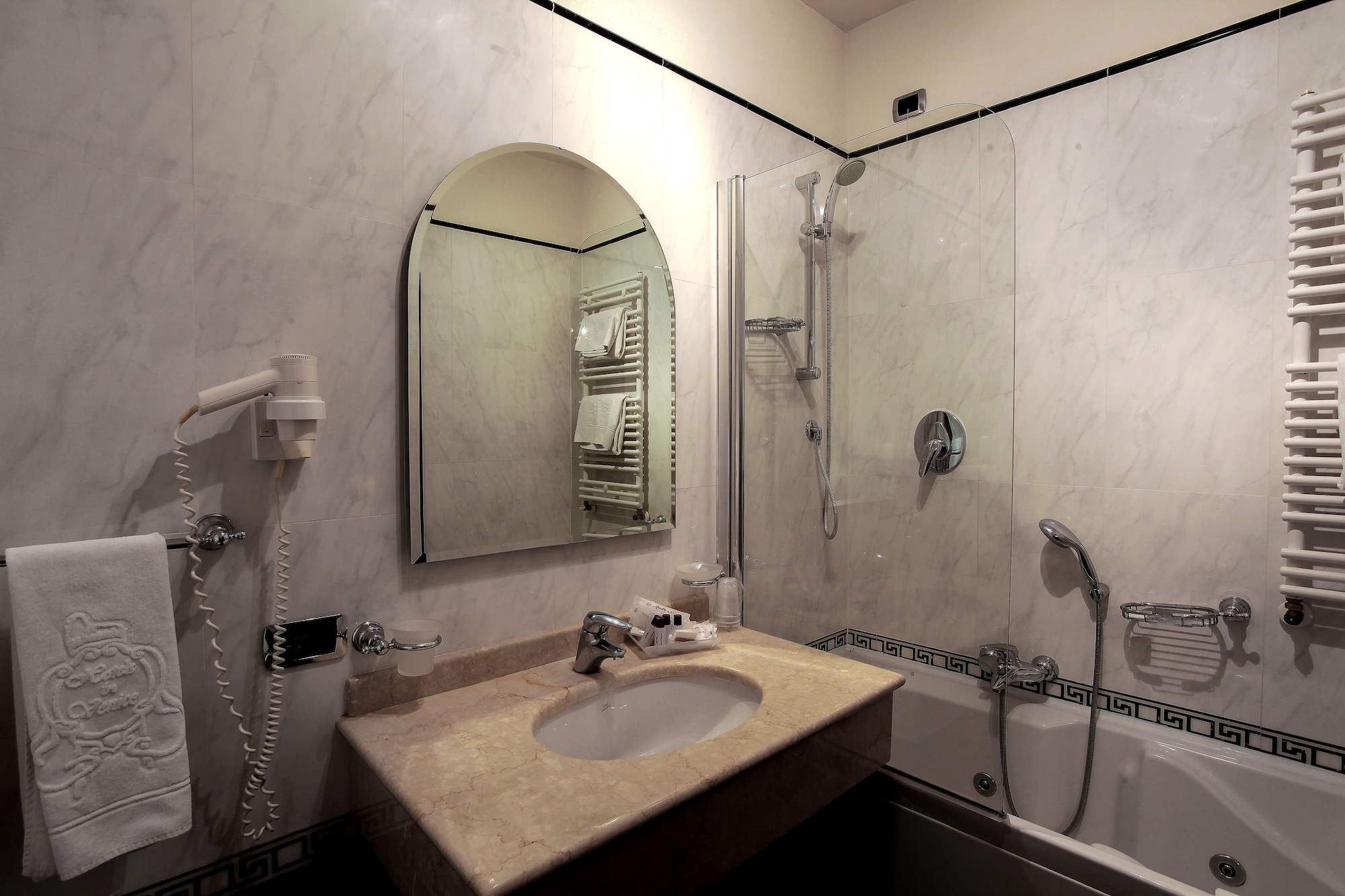 Platinum, Deluxe, Quadruple, Double and Twin Beds، Ca Alvise 5/6