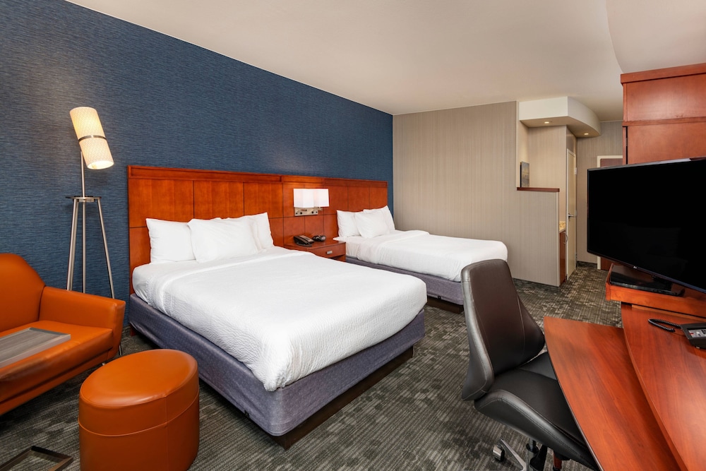 Courtyard By Marriott Santa Ana Orange County 11/53