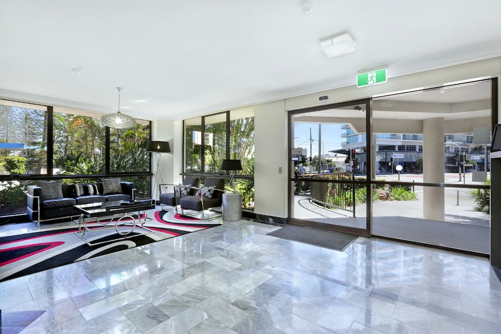 Genesis Holiday Apartments 32/76