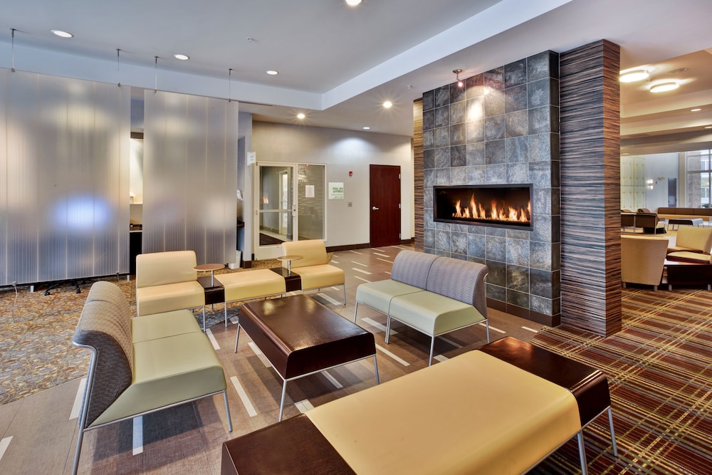 Holiday Inn Detroit Metro Airport 20/58