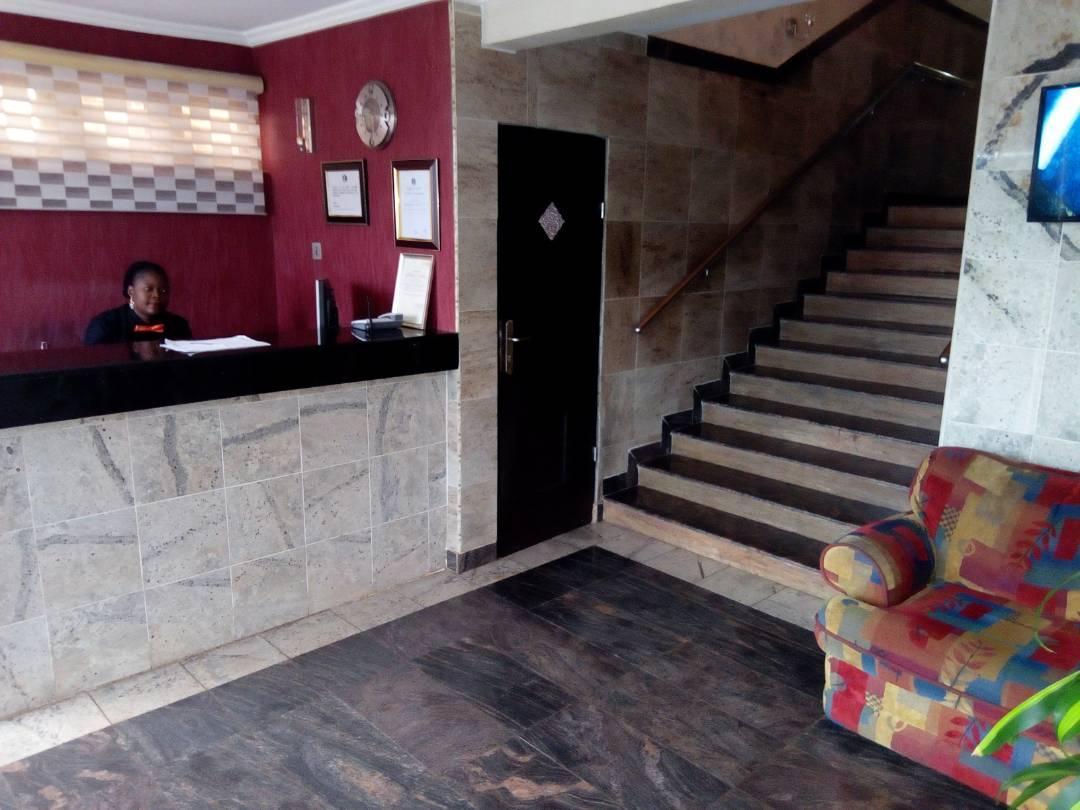 Bex Suites And Spa 1/9