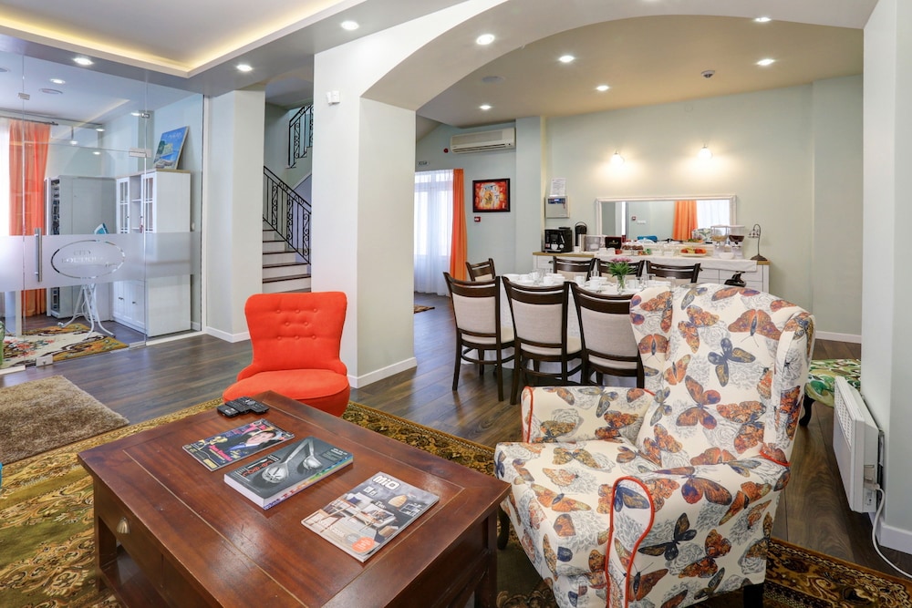 City Boutique Inn 35/50
