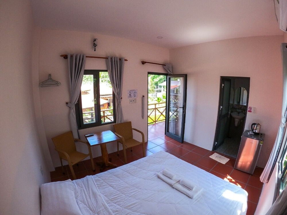 Areca Garden Bungalow 8/33