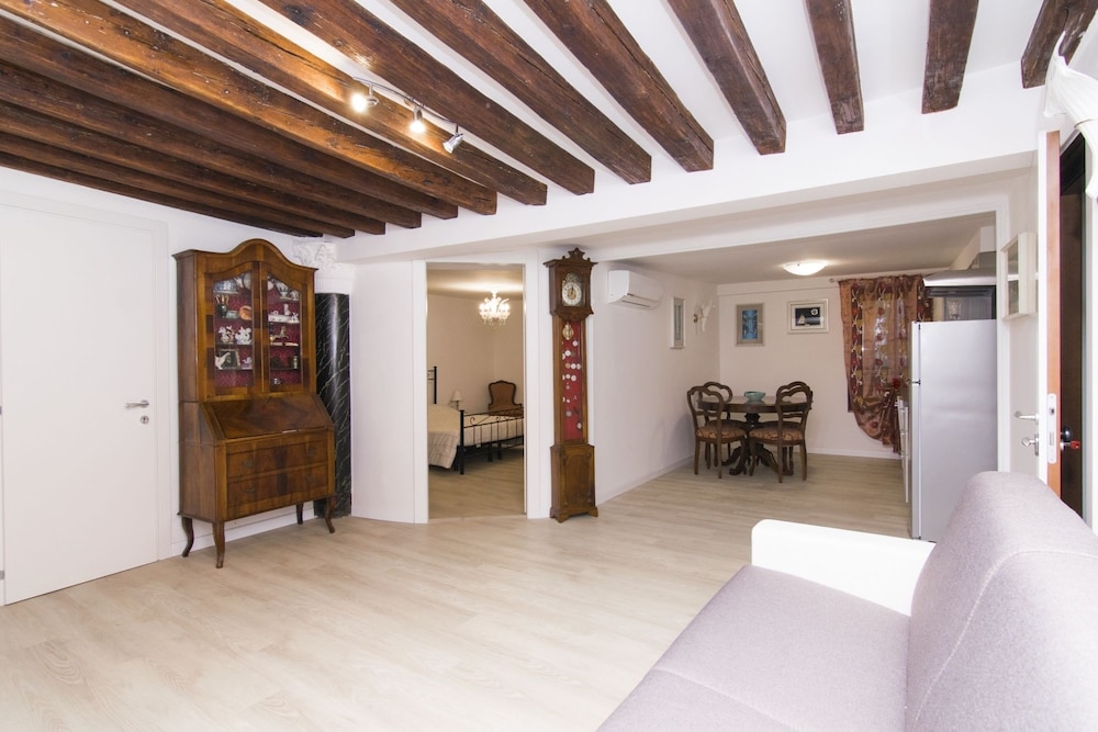 Ca Alberto Apartments 1 3/20