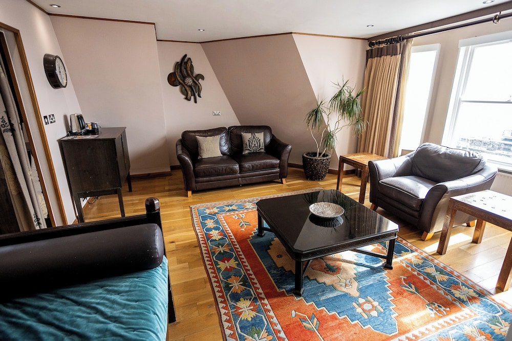 Amsterdam Hotel 45/70