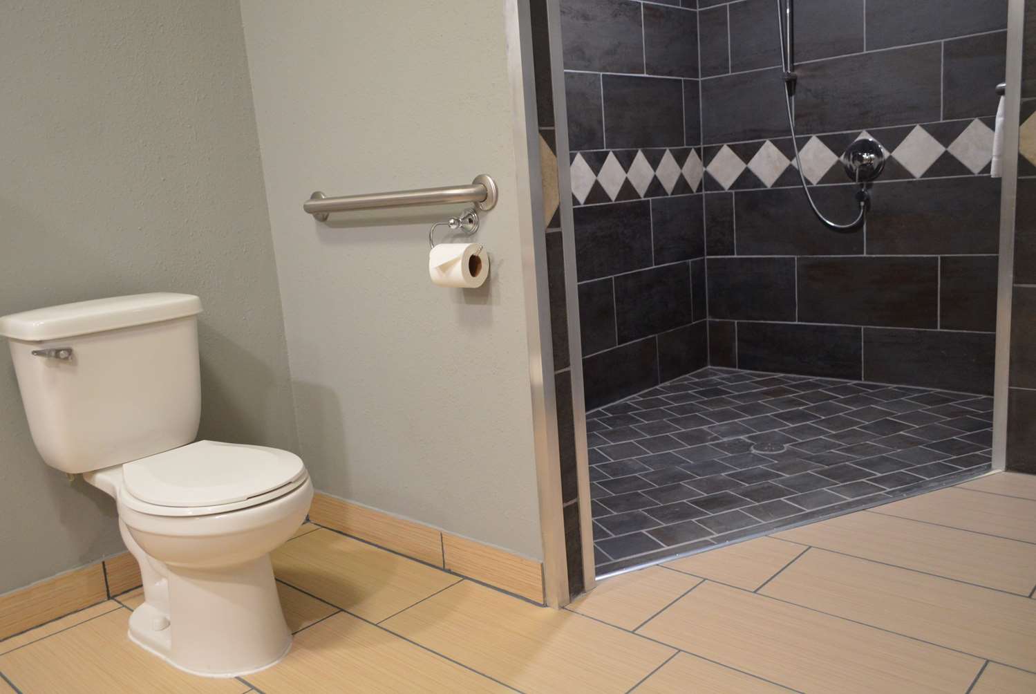 La Quinta Inn & Suites by Wyndham Rochester Mayo Clinic S 25/27