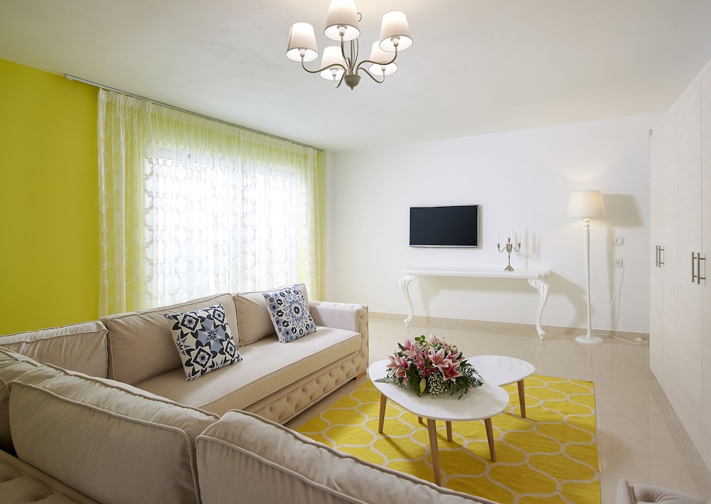 Anemos Luxury Grand Resort 131/153
