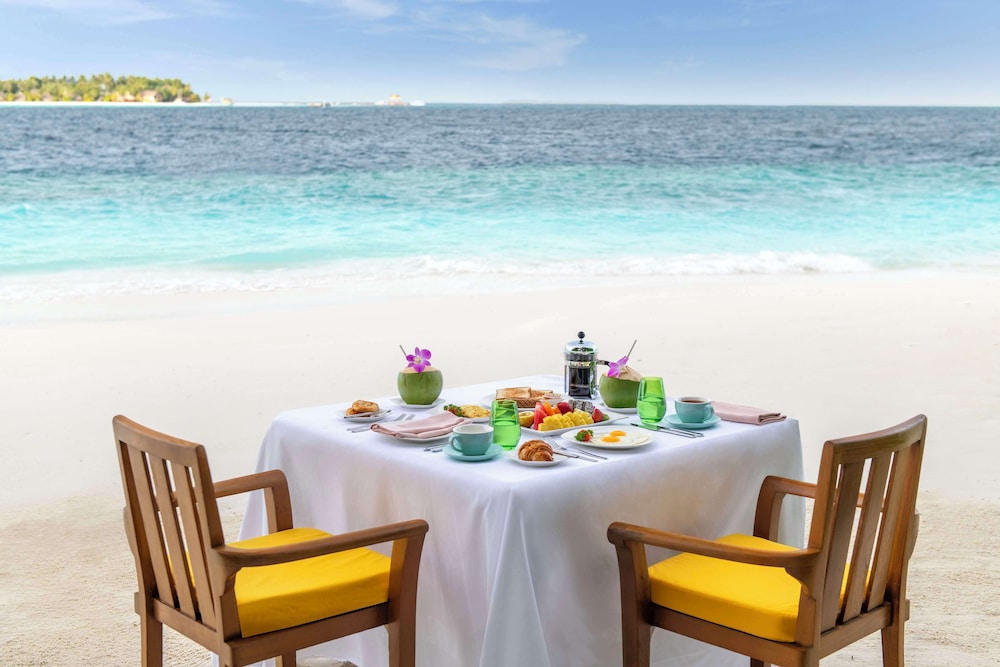 Dhawa Ihuru Maldives 44/69