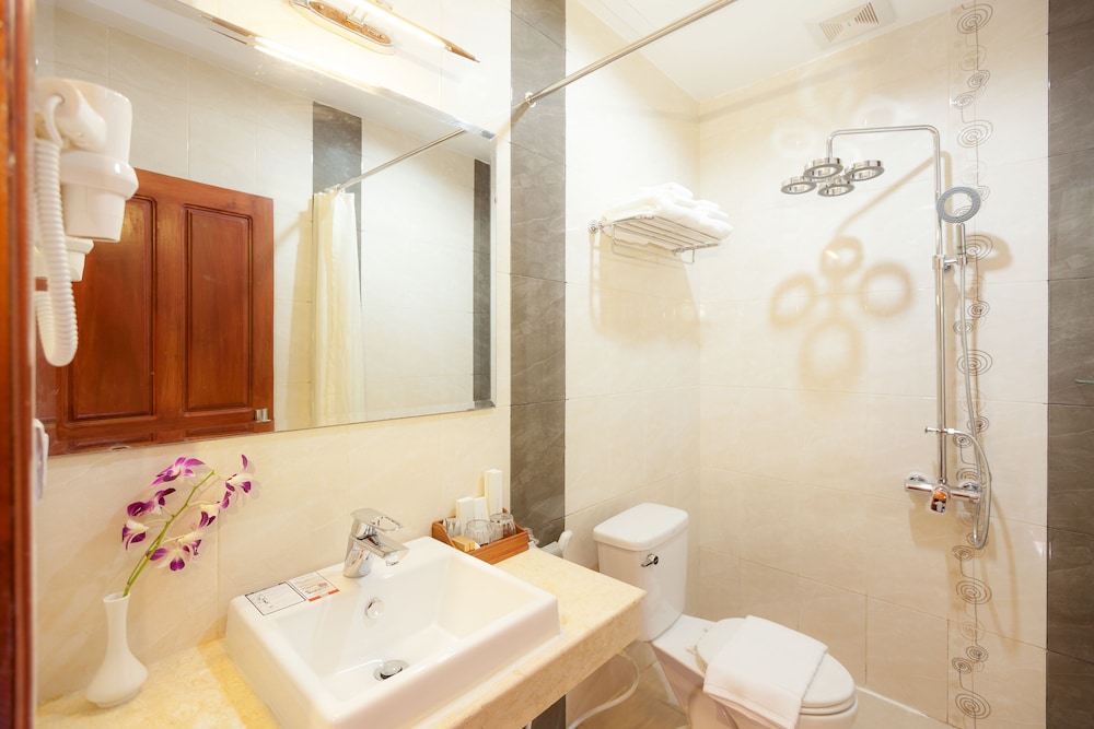 Kirirom Crystal Hotel 25/51