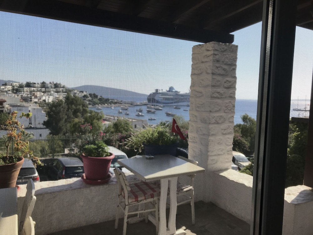 Bodrum Motel 34/54