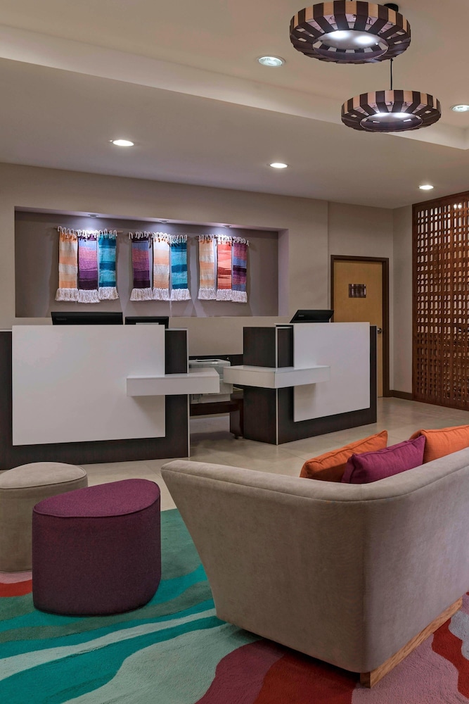 FAIRFIELD BY MARRIOTT SAN SALVADOR 21/32