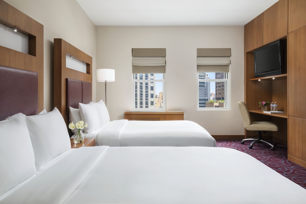 Hotel 57 9/50