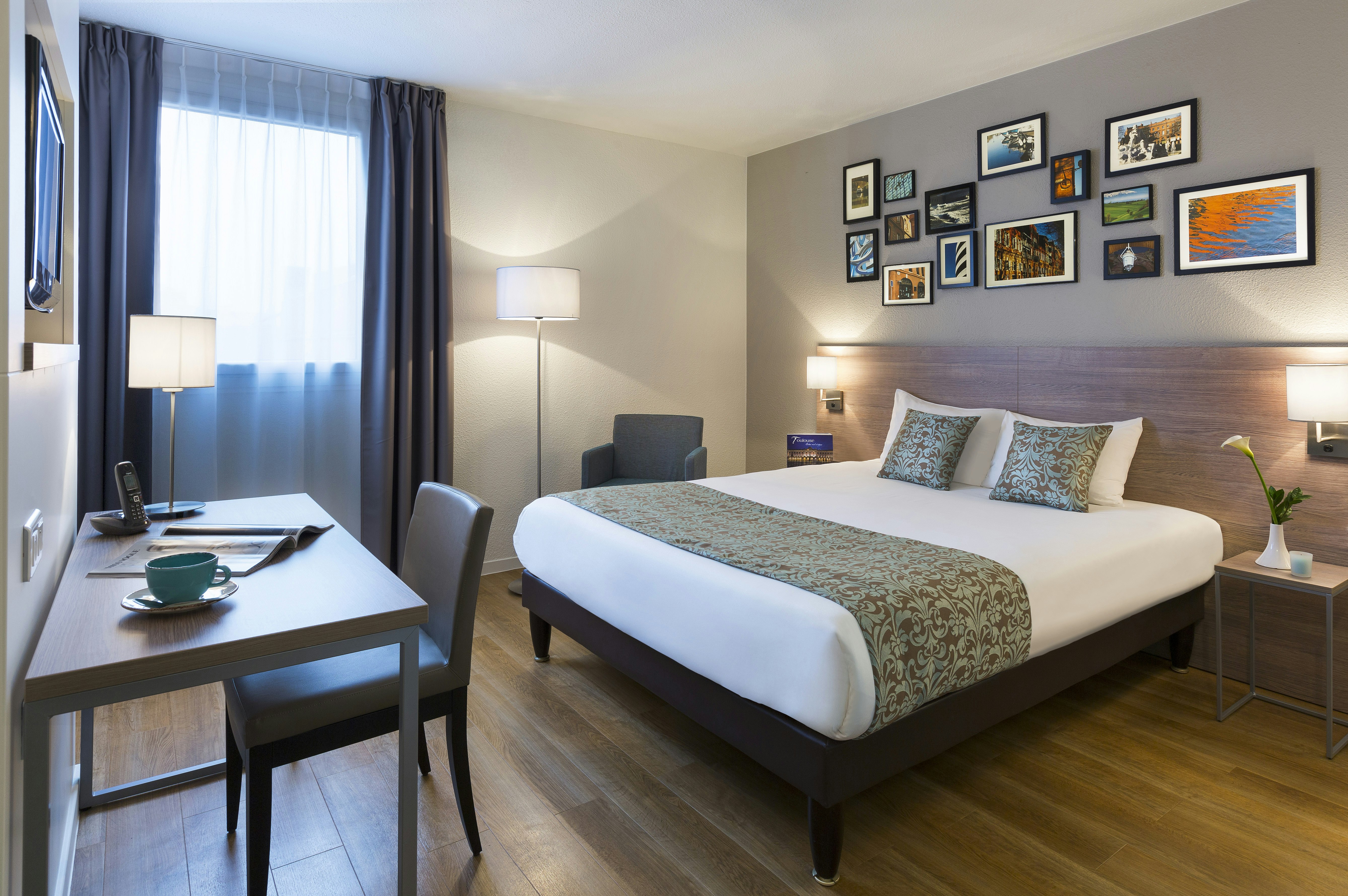 استوديو ديلوكس