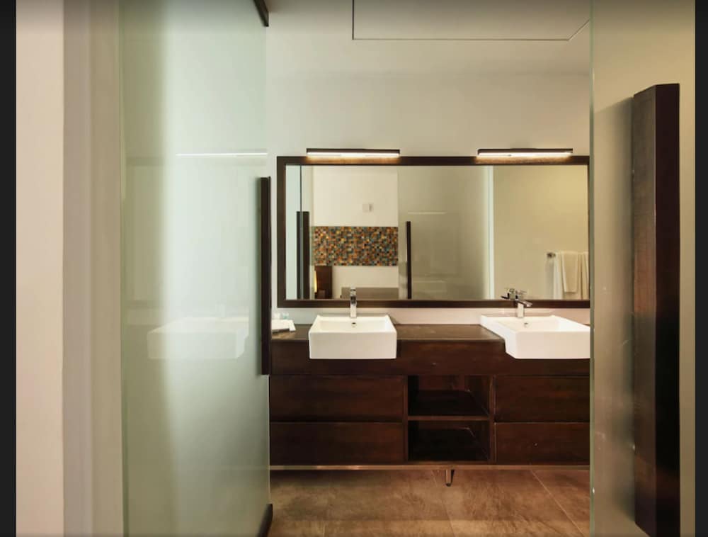 Hotel Me Colombo 28/65