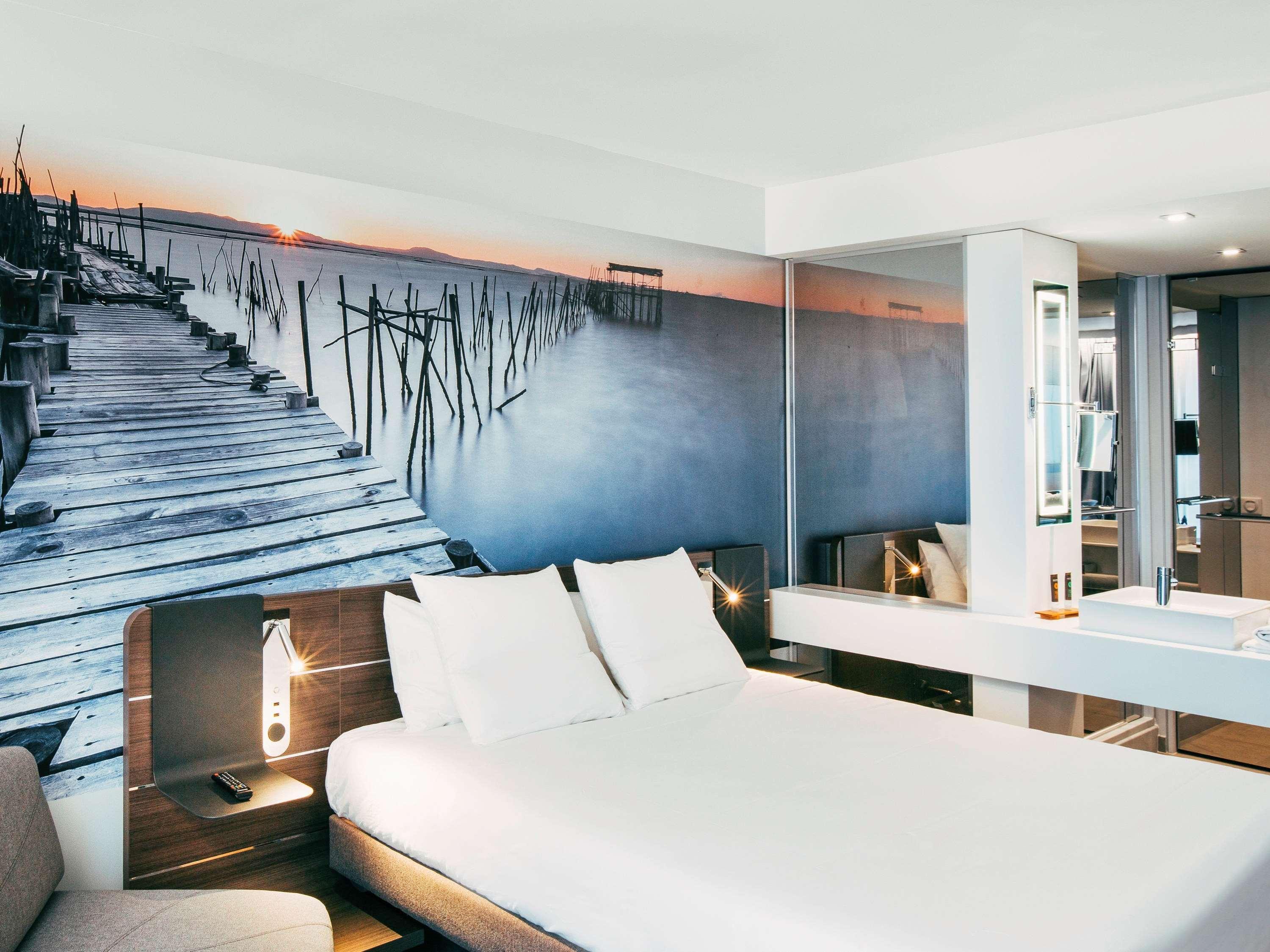 IDEAL, BUSINESS, SUPERIOR, DOUBLE BED