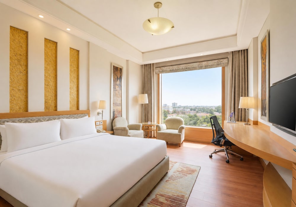 Radisson Noida 8/69