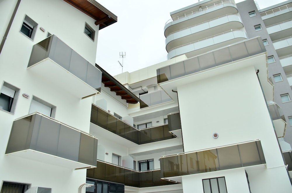 Etna Hotel 2/50