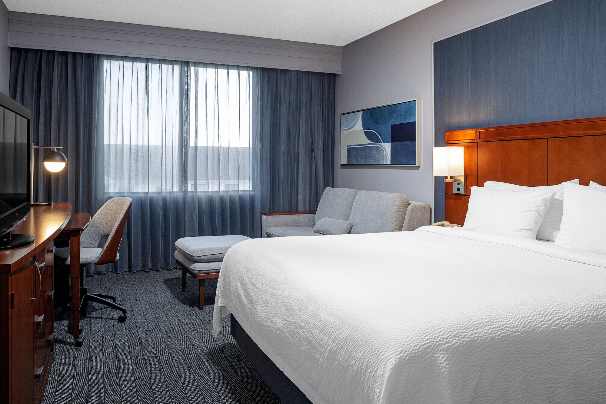 Room, King Bed, Sofa, Accessible