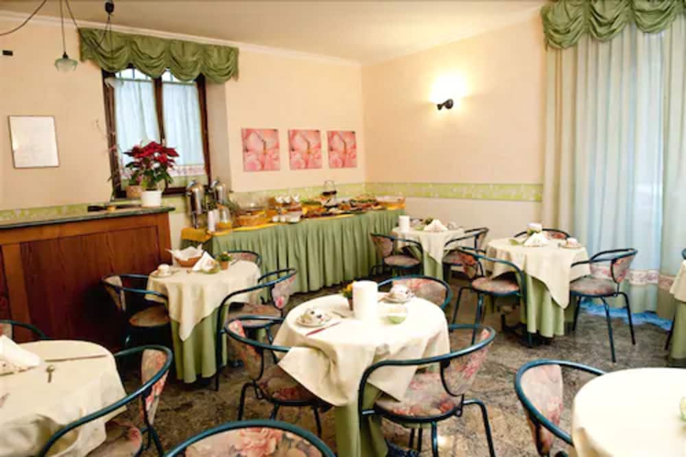 Hotel Corso 21/27