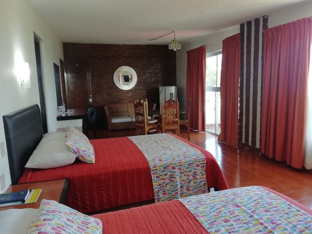 VF Villa Florencia Hotel 9/58