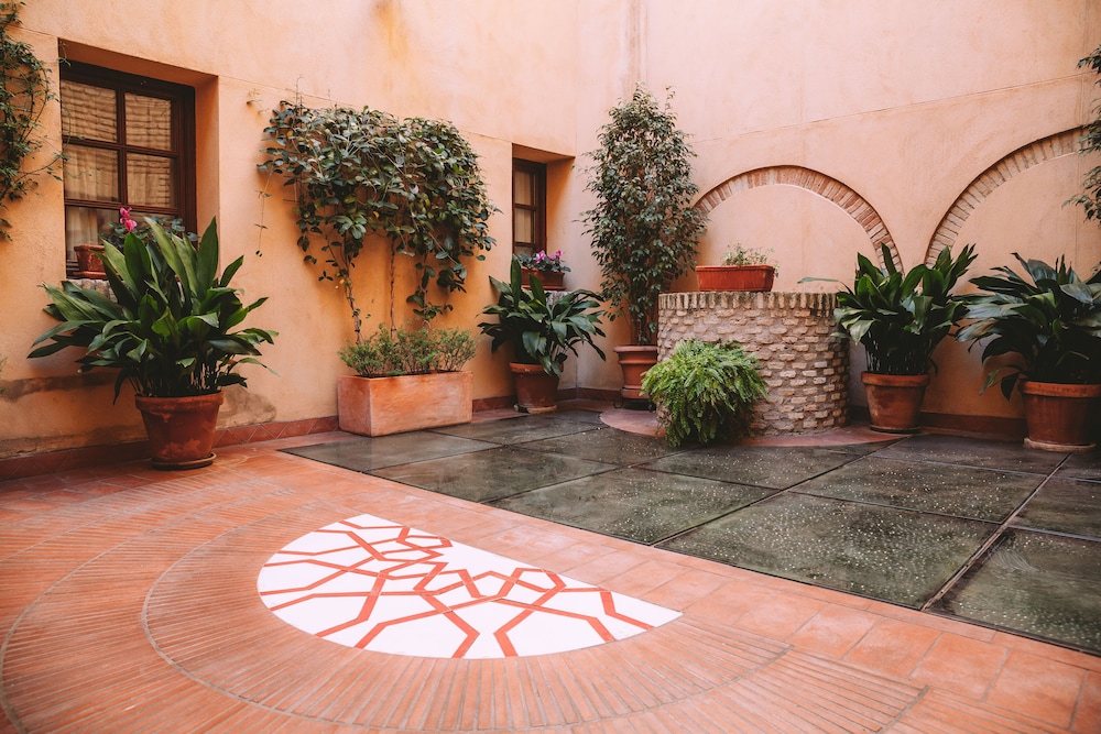 Hotel Boutique Palacio Pinello 69/73