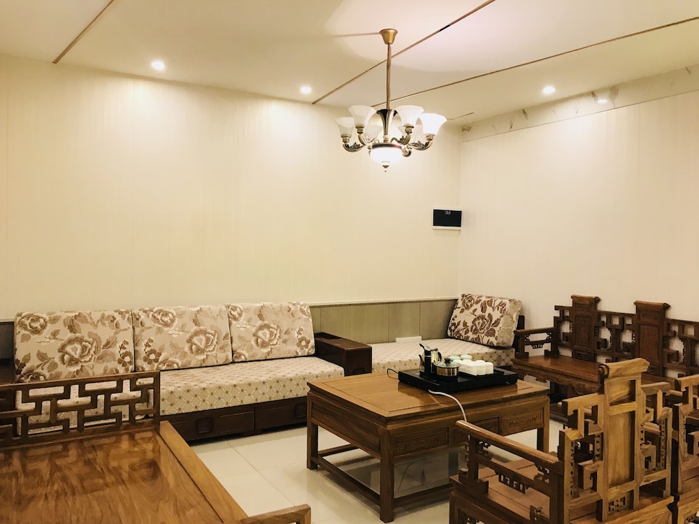 The Brigh Eco Hotel Yantai 44/56