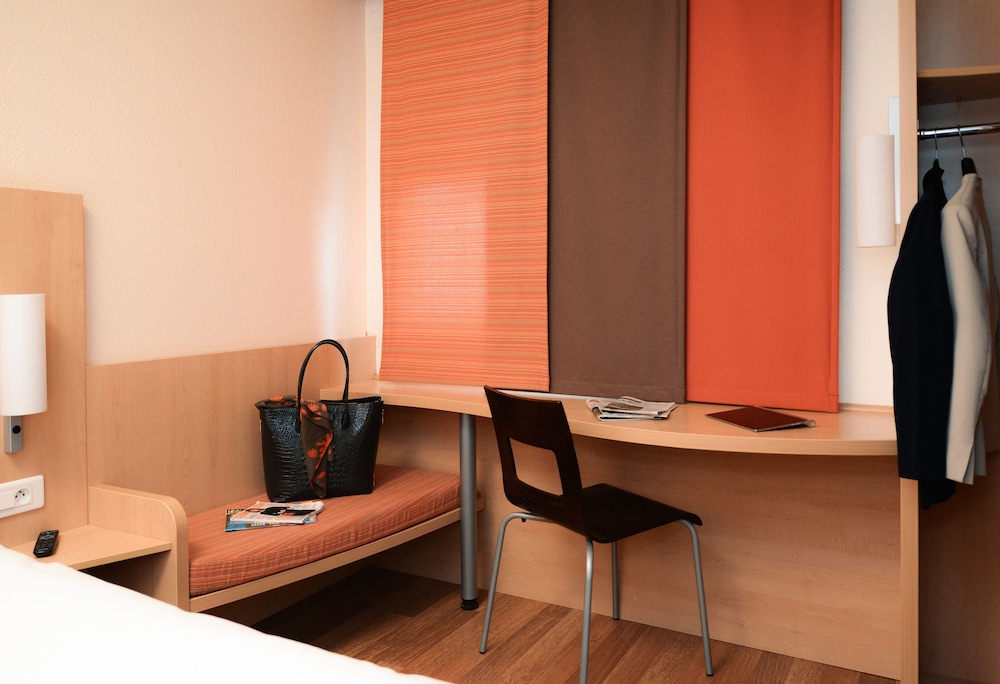 Ibis Caen Centre 37/72