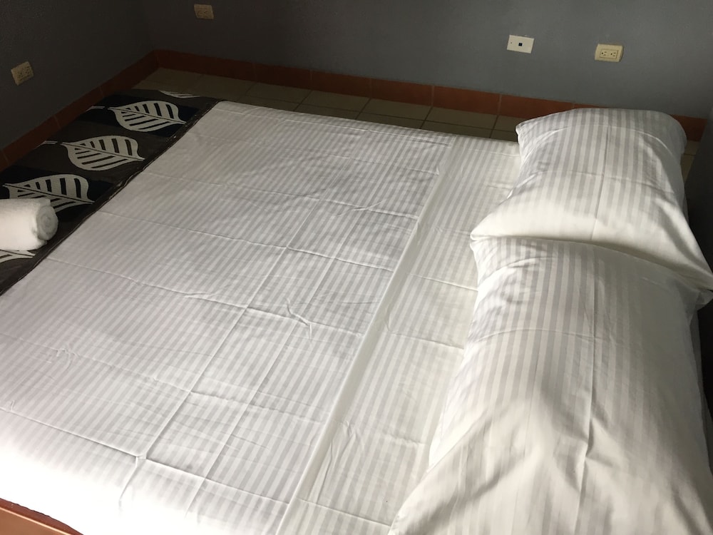 La Fortuna Downtown Boutique Hotel 50/60