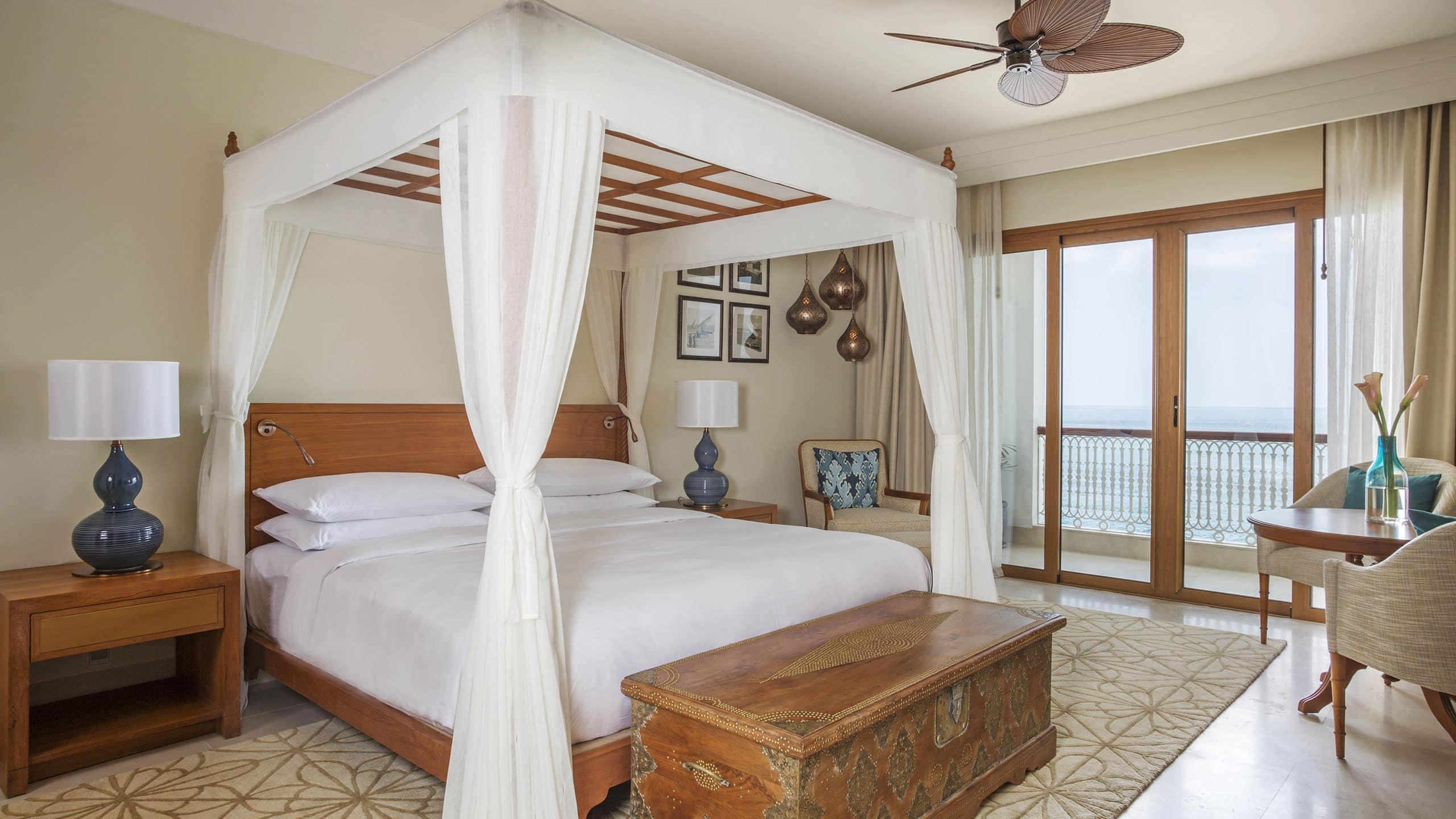 Park, Deluxe, King Bed