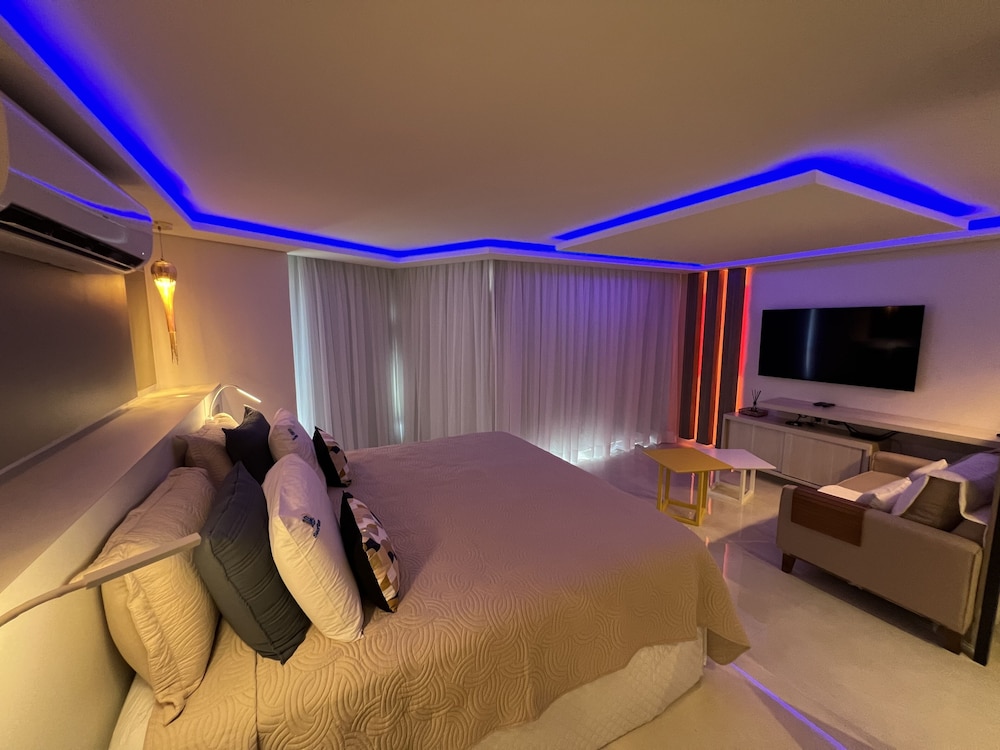 Iate Plaza Hotel 27/50