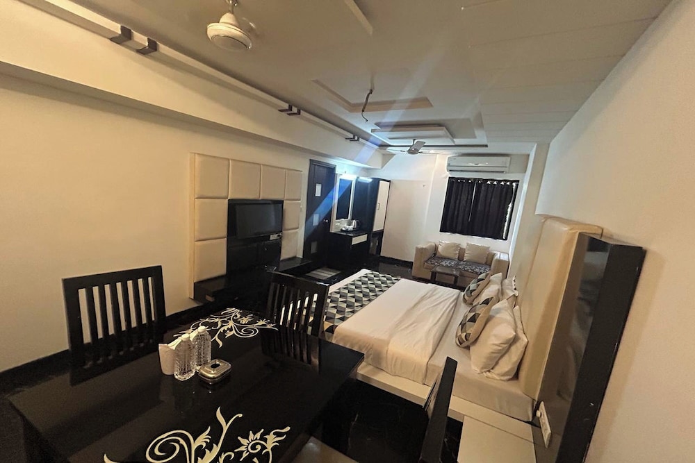 Arihant Inn 39/53