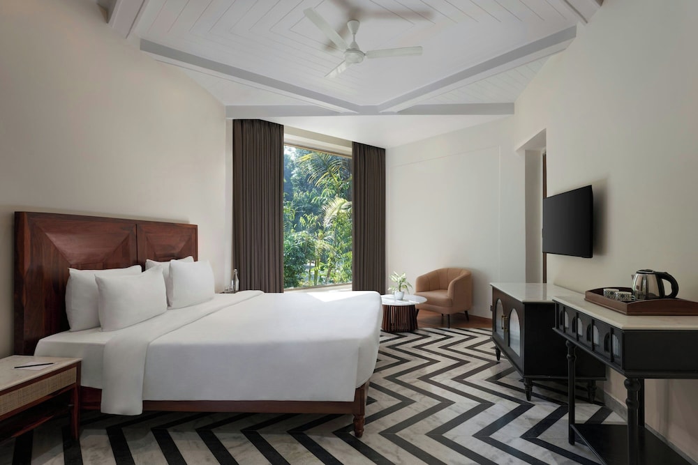 Premium, Cottage, King Bed, Resort View
