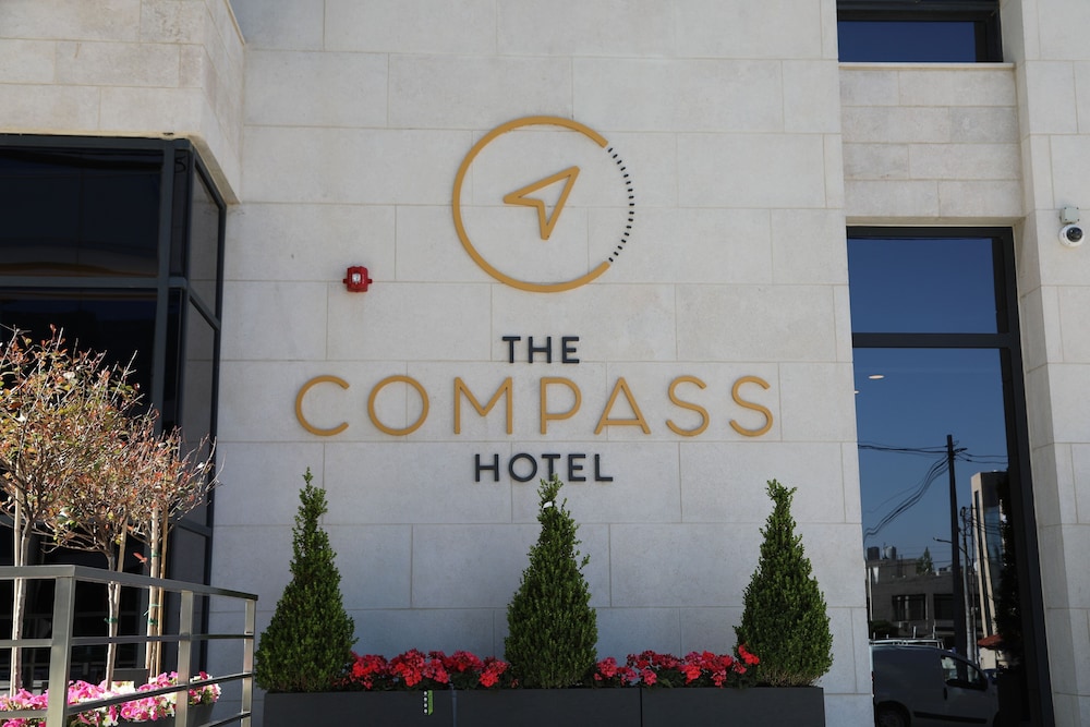 Compass Amman 4/46