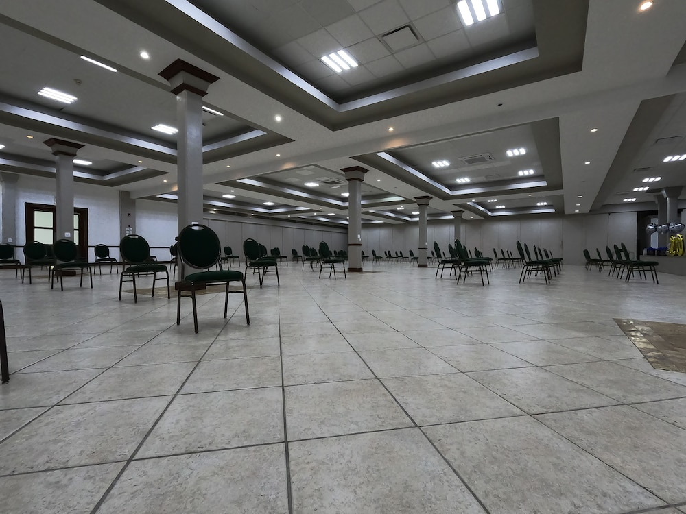 Costa Bahia Hotel and Convention Center 14/41